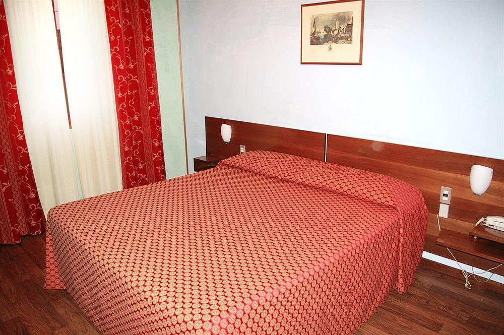 Hotel Salieri Legnago Εξωτερικό φωτογραφία