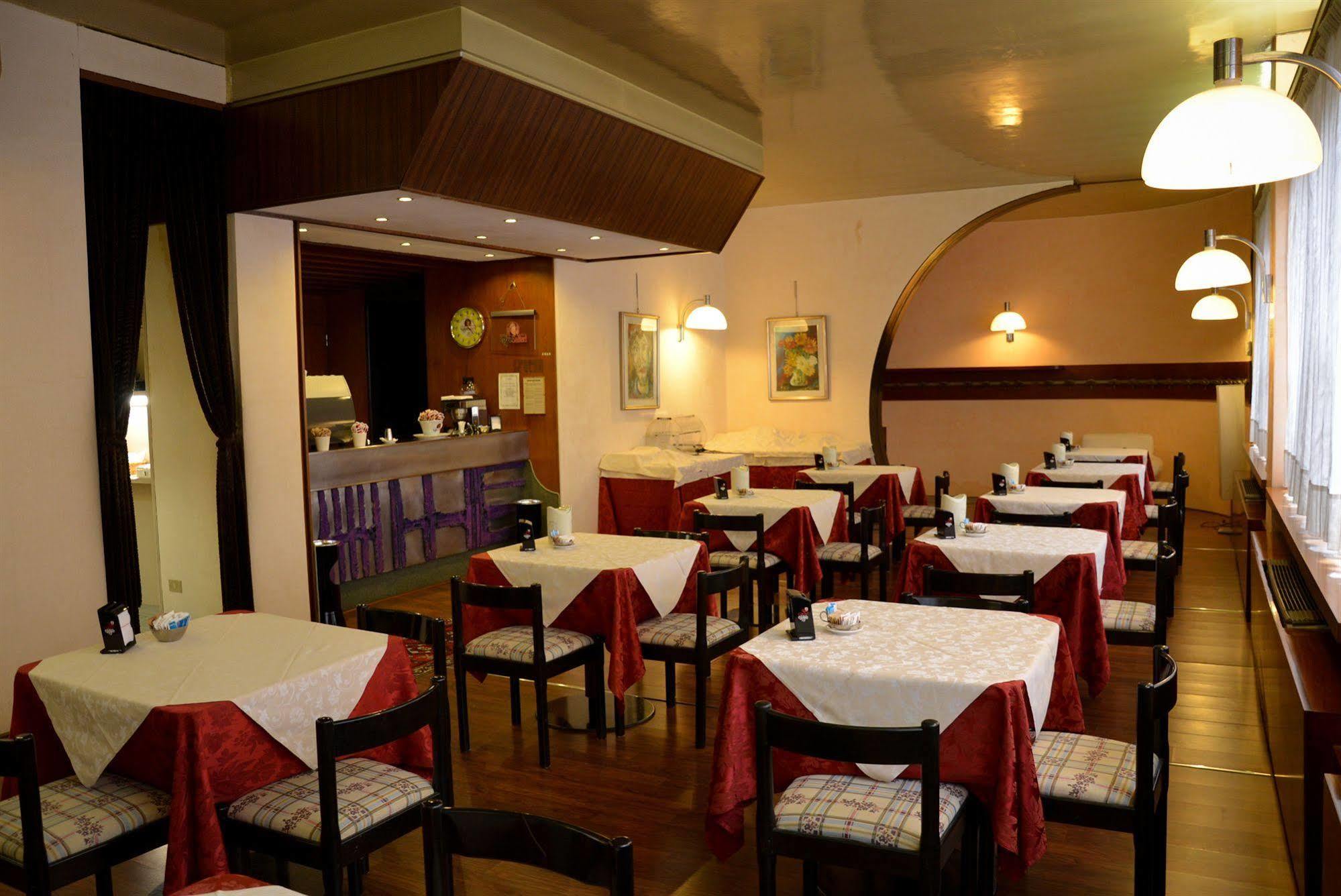 Hotel Salieri Legnago Εξωτερικό φωτογραφία