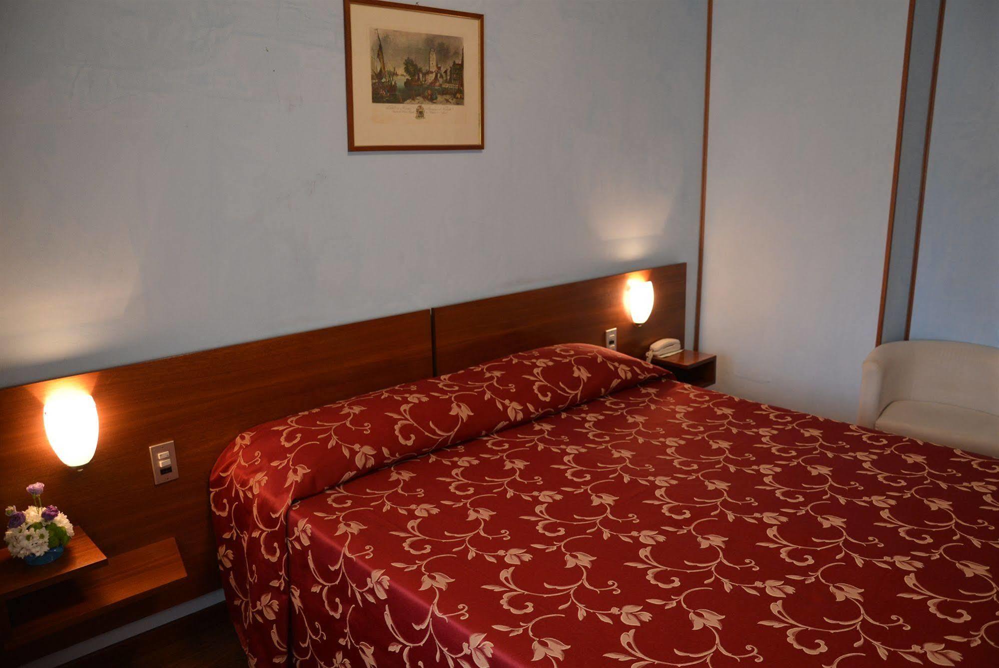 Hotel Salieri Legnago Εξωτερικό φωτογραφία