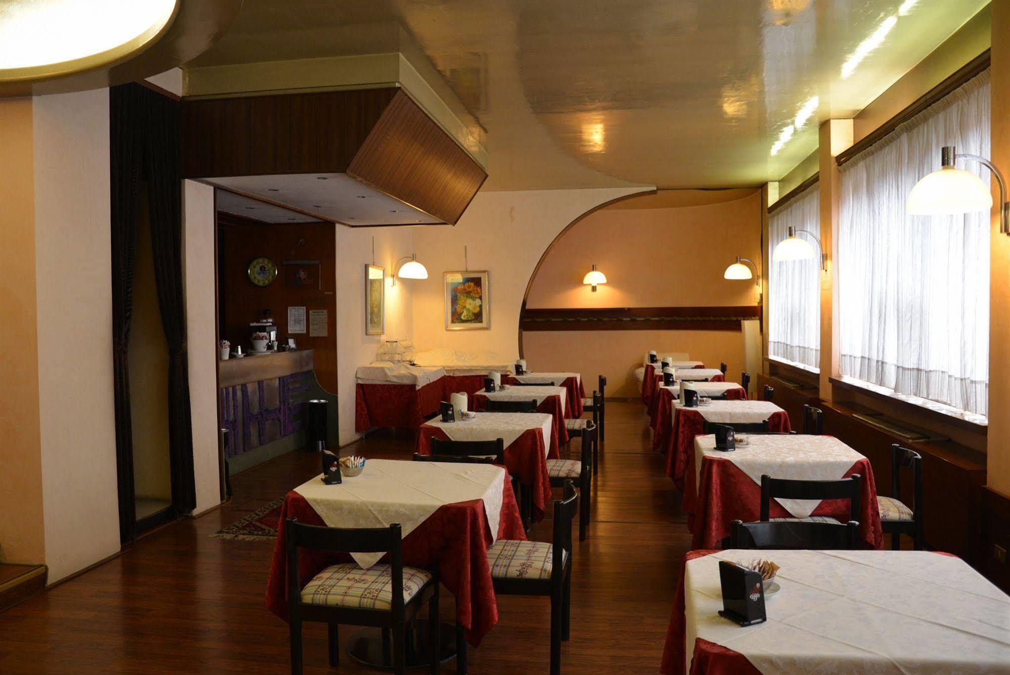 Hotel Salieri Legnago Εξωτερικό φωτογραφία